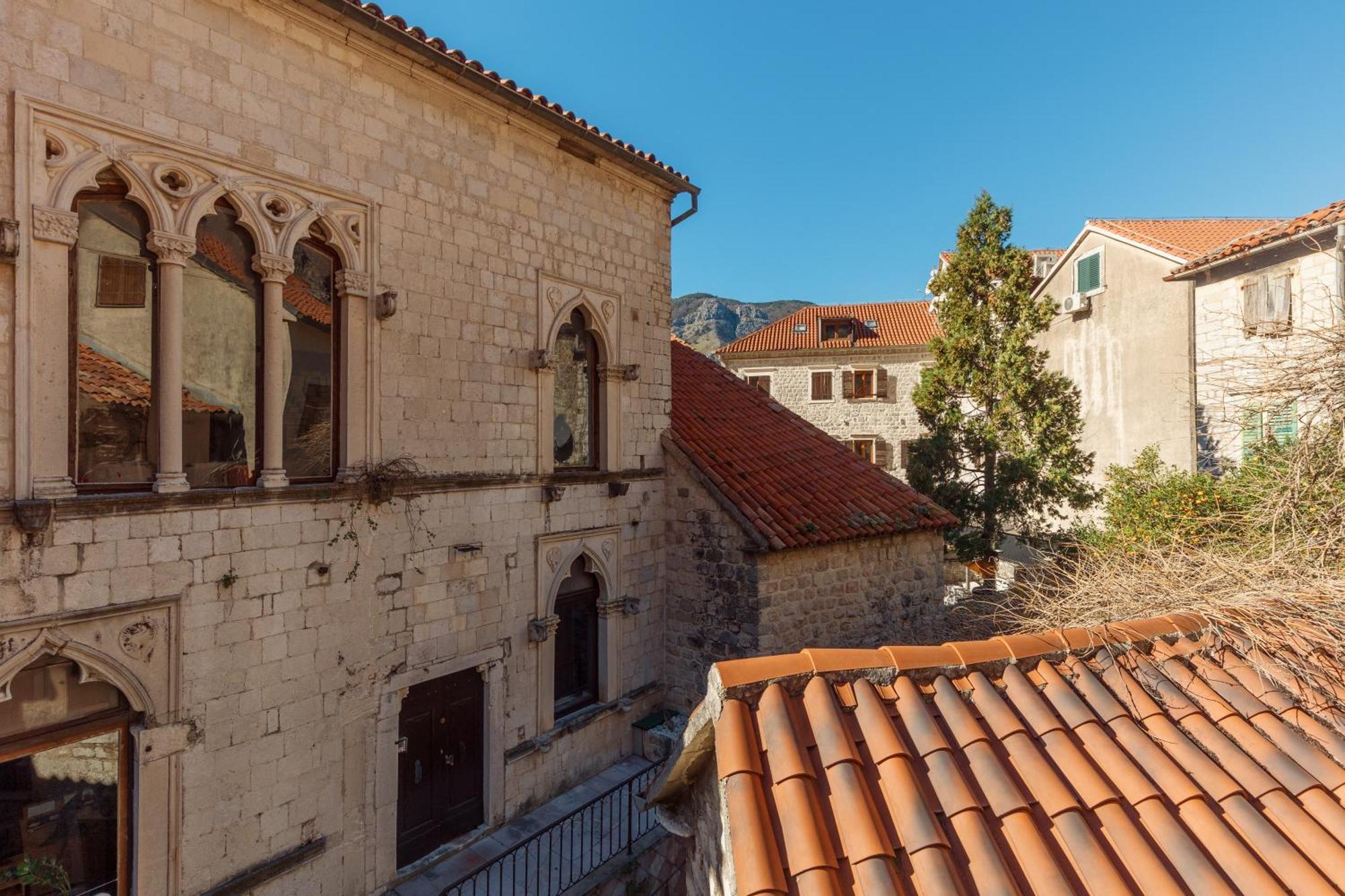 Old Town St Tryphon Apartment Котор Екстериор снимка